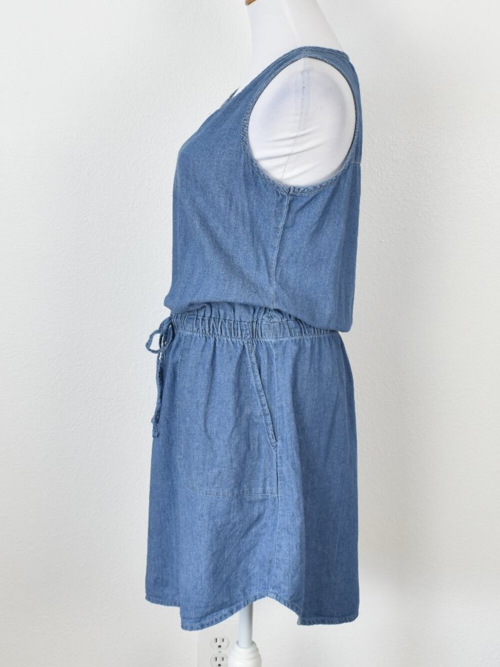 PACT Chambray Sleeveless Drawstring Mini Tank Dress - M - Picture 4 of 9